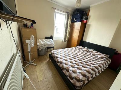 Picture 4